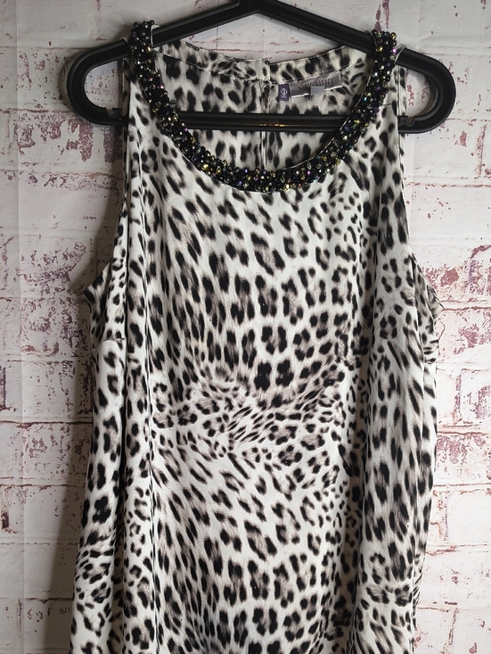 Jennifer Lopez Tops - Jennifer Lopez Leopard Print Beaded Neckline 1X Sleeveless Top